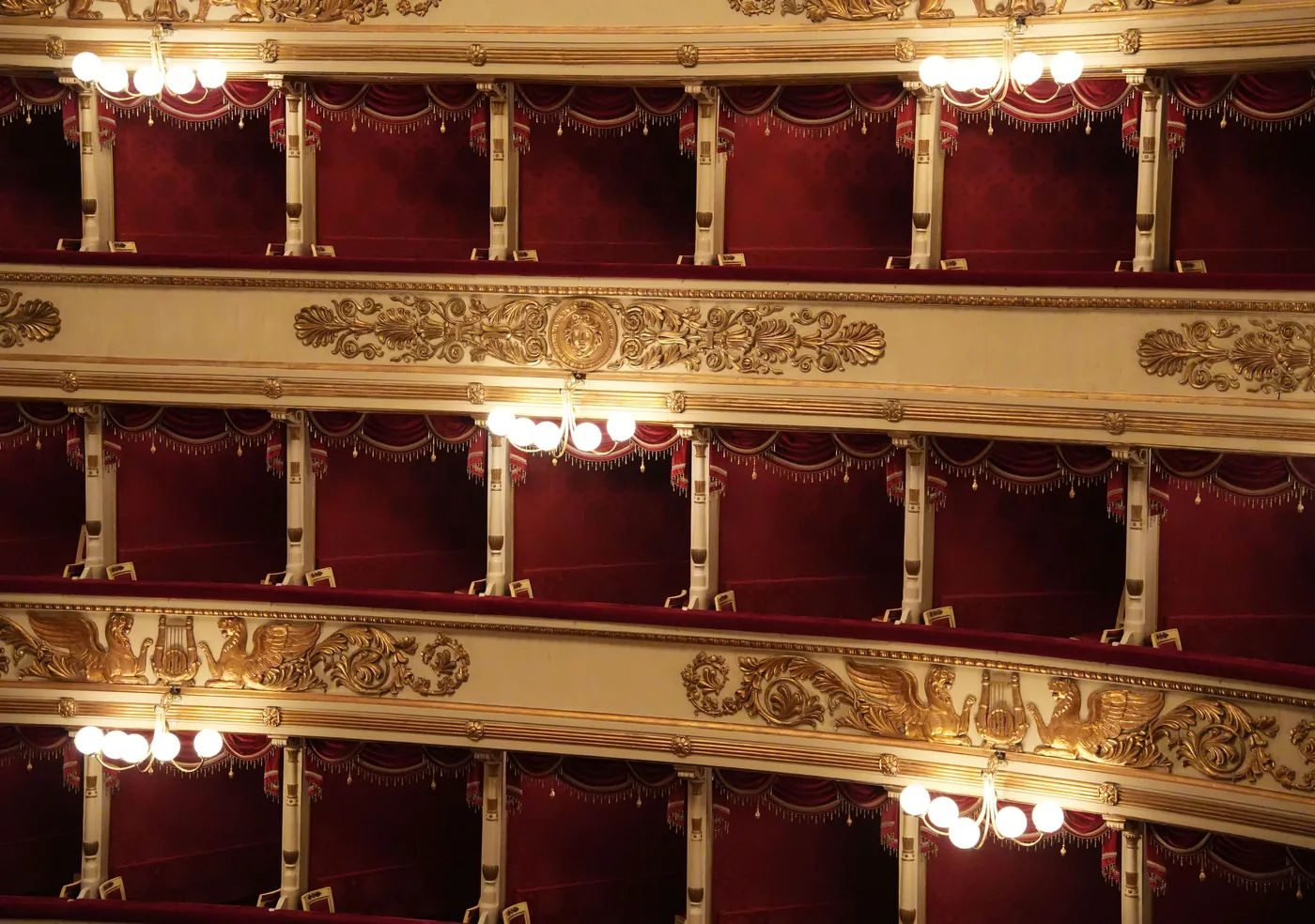 Loges dorées de la Scala de Milan